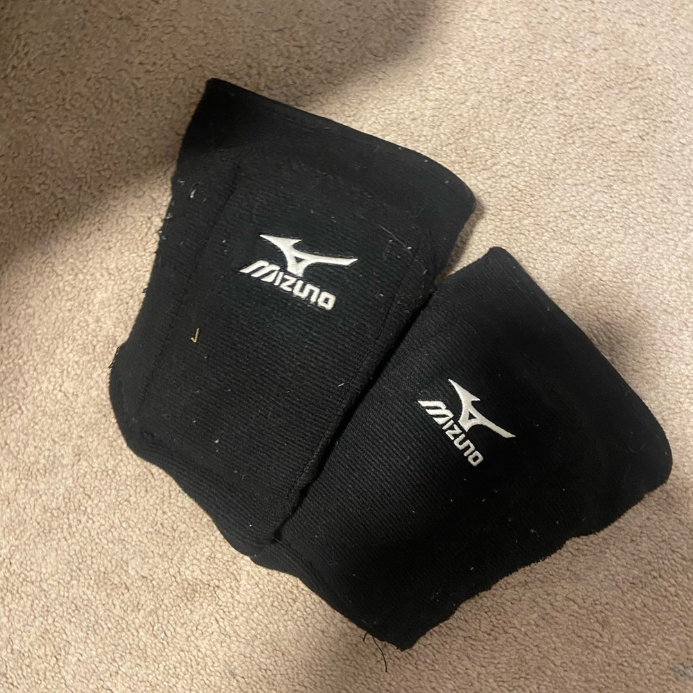 Mizuno kneepads